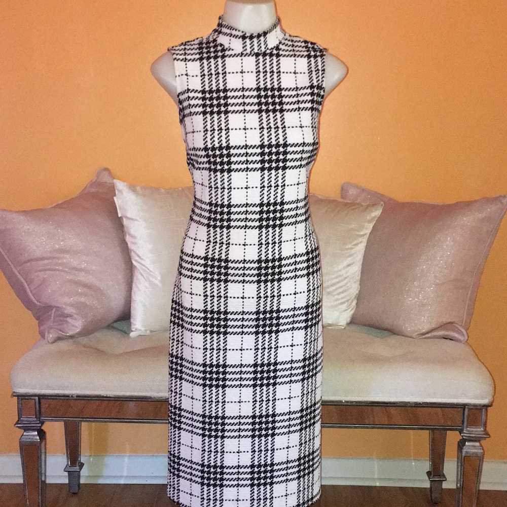 Sleeveless Dress